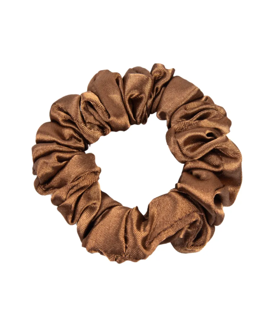ONLYGHD MAŁA SATYNOWA SCRUNCHIE – gumka do włosów w kolorze caffe latte
